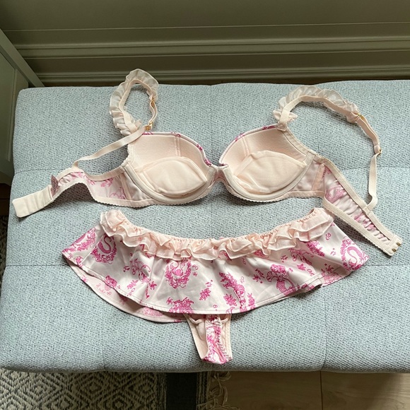 HOT! Victoria Secret SEXY LITTLE THINGS satin MERMAID ruffled bra 34B & PANTY - Picture 5 of 13